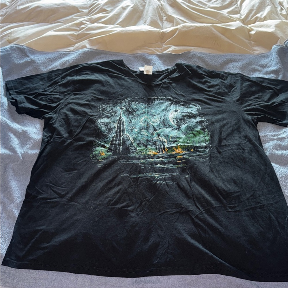 Worn Once Amazon Vincent Van Gogh “Starry Night” x Star Wars DeathStar T-Shirt